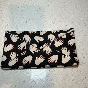 NEW Flying Tiger Hands Eyeglasses Pouch/case